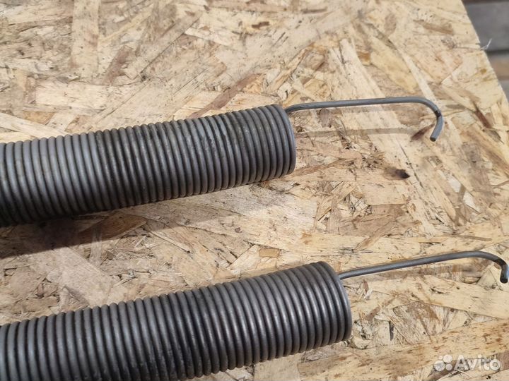 Мерседес W211 пружины крышки багажника