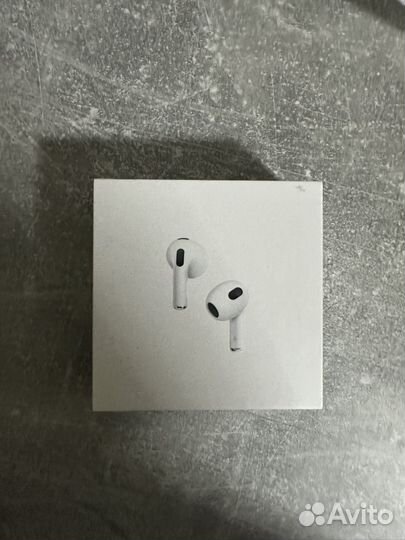 Левый наушник airpods 3