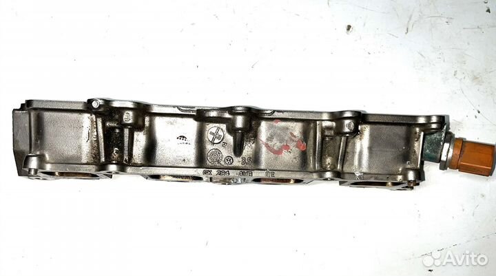 Топливная рампа VW Golf 6 (1.4 ) турбо