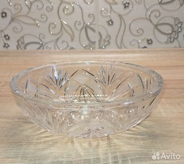 Ваза хрустальная новая