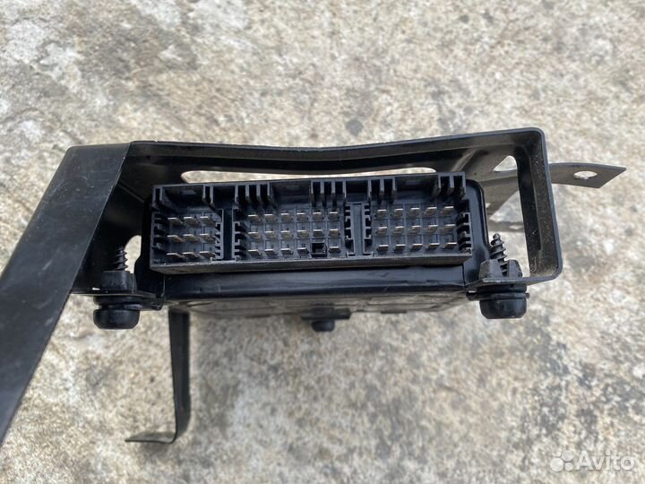 Блок управления ABS Land Rover Freelander 1