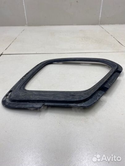 Рамка противотуманной фары правая Kia Soul 3 SK3