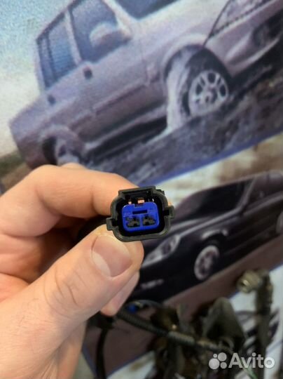 Фишка штекер датчика абс Solaris 2 Rio 4 Creta