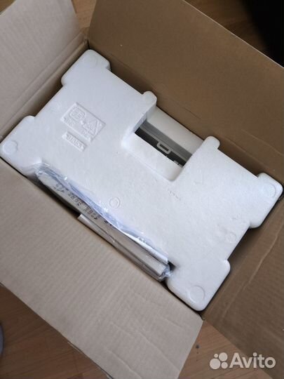 Швейная машинка зингер