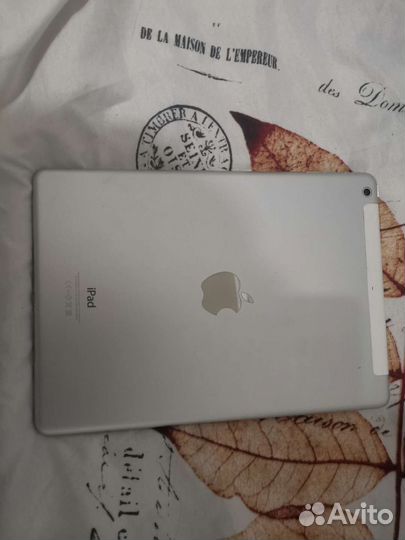 iPad air 64 гб
