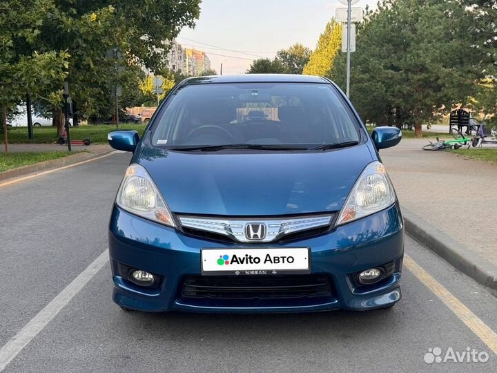 Honda Fit Shuttle 1.3 CVT, 2012, 107 000 км