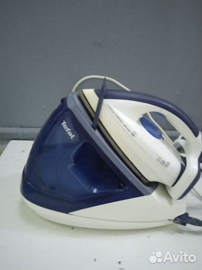 Утюг с парогенератором tefal