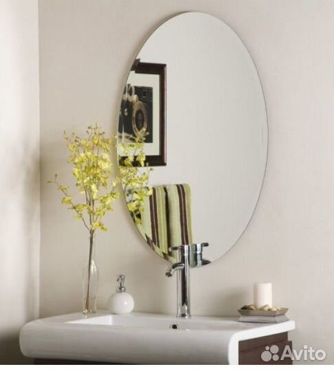 Зеркало овальное с фацетом