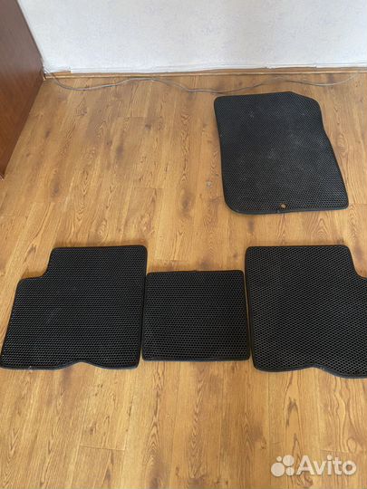 Автомобильные коврики