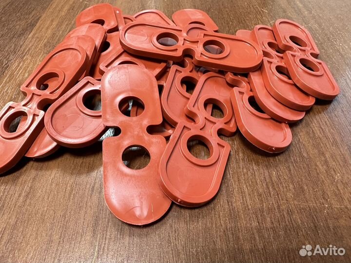 Изоляторы для электропастуха