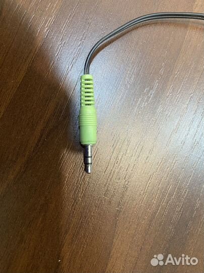 Клавиатура, мышь, колонки, системный блок, экран