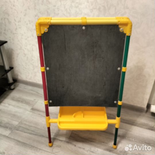 Детский мольберт двухсторонний