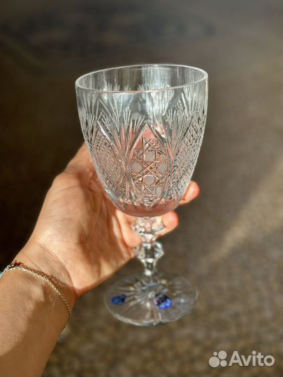 Хрустальные бокалы