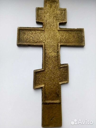 Крест-распятие меднолитой 18-19 век. Эмали