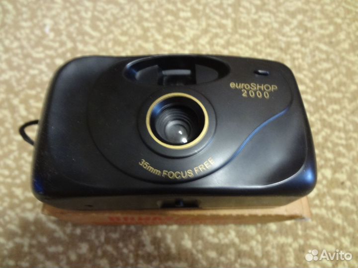 Новый пленочный фотоаппарат