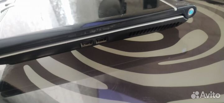 Ноутбук Asus f8v