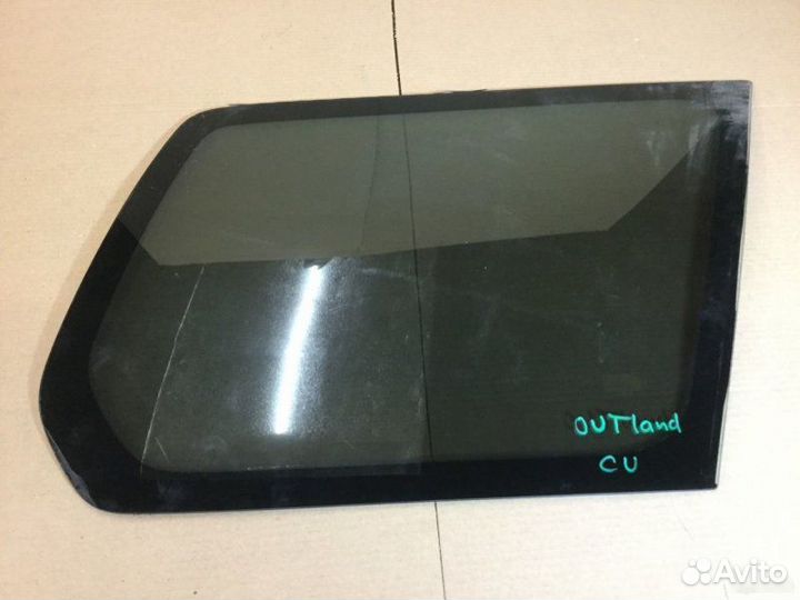 Стекло кузовное глухое правое Subaru Forester S11