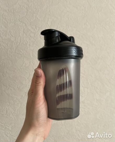 Шейкер спортивный новый