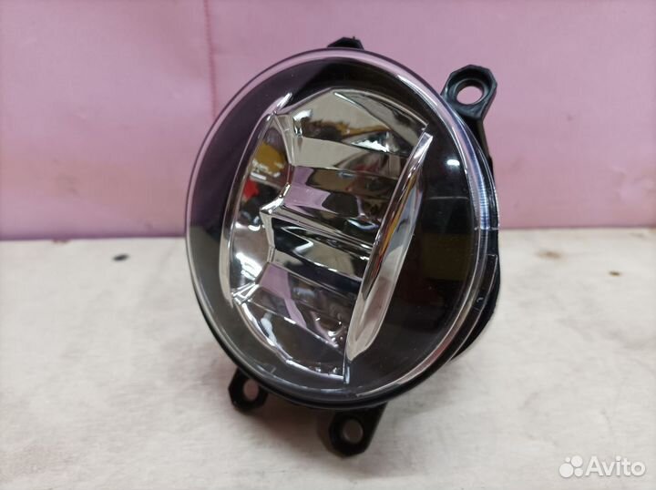 Фара птф Toyota Camry 8 хв70 2017