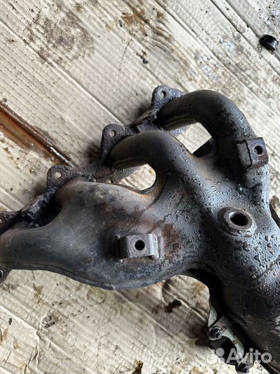 Выпускной коллектор Mitsubishi Lancer 9 2,0 Пустой