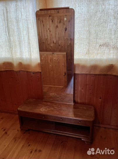 Трюмо с зеркалом старинное