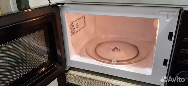 Надежная микроволновка national (20Л)