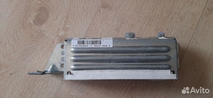 Подушка безопасности пассажира Mercedes W221