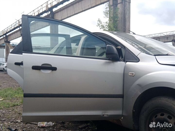 Дверь передняя правая ford focus 2 x9f4xx