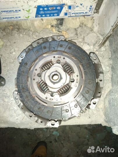 Коробка передач б/у на Ford Focus 2010