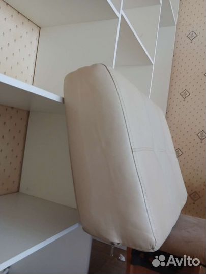 Кожанные подушки от дивана