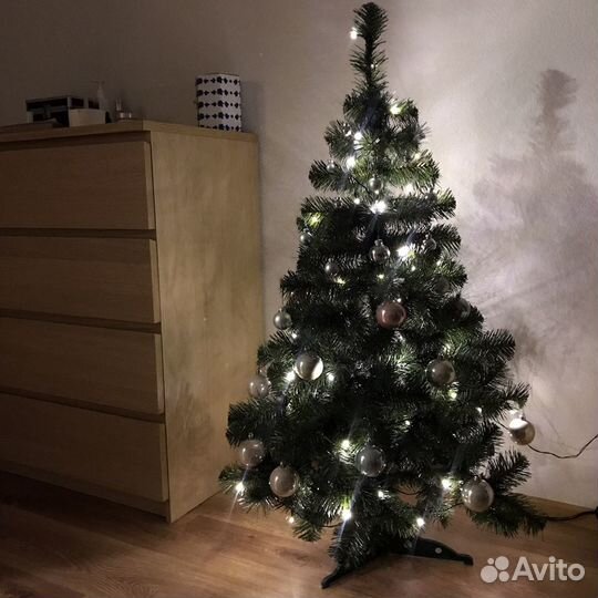 Елка искусственная