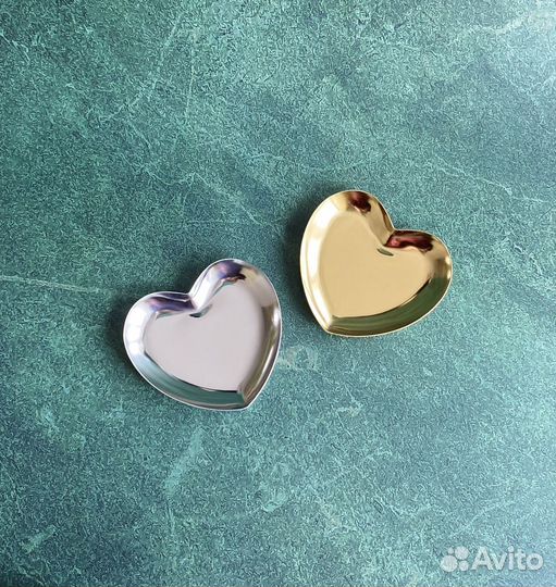 Подставка для колец сердце золото