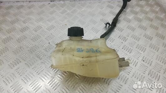 Бачок расширительный renault megane 3 (98C18NP01)