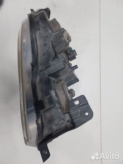 Фара (передняя) правая Jeep Grand Cherokee