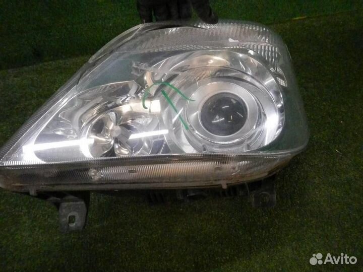 Фара левая Mercedes-Benz Sprinter