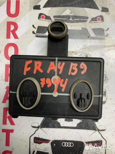 Блок комфорта двери передней правой на Audi A4, B9