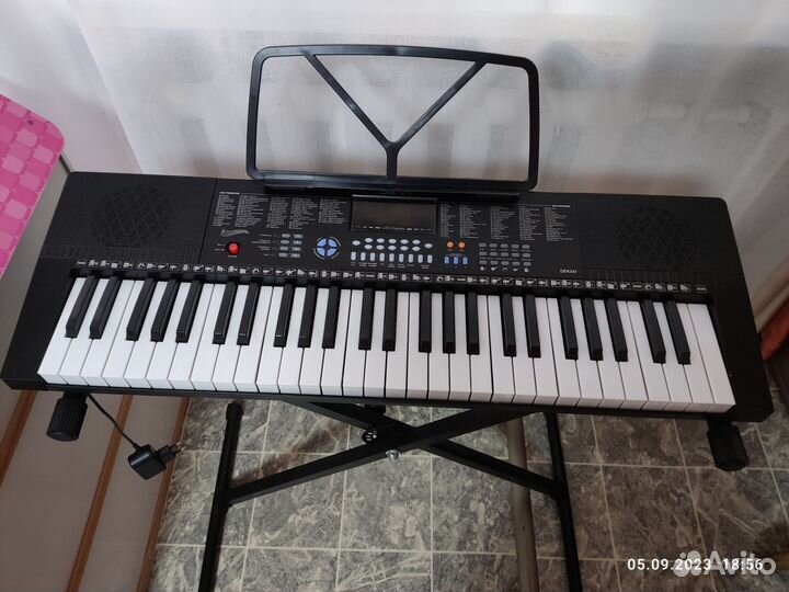 Синтезатор