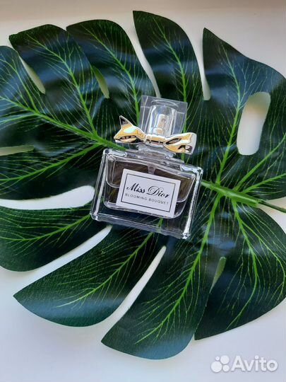 Miss Dior женские духи 30мл оаэ