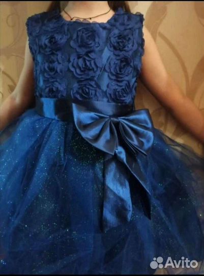 Платье нарядное