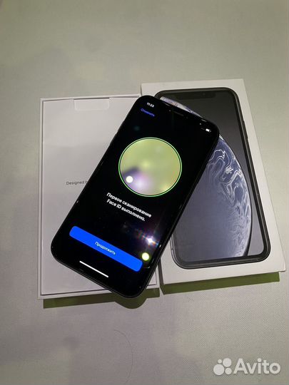 iPhone Xr, 64 ГБ