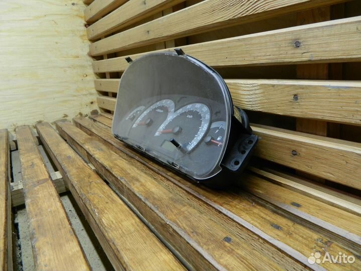 Панель приборов (щиток) Hyundai Elantra XD 2002