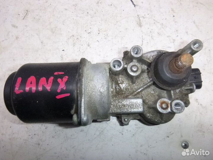 Моторчик стеклоочистителя передний mitsubishi lanc