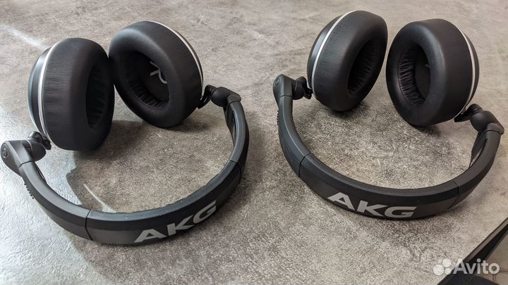 Наушники AKG K182