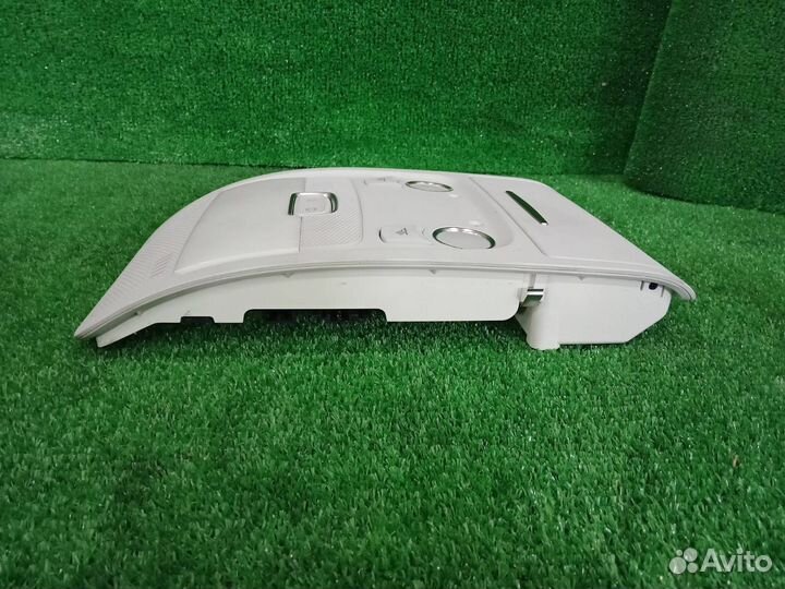 Плафон освещения салона Audi A4 B8 cdhb (1.8T)