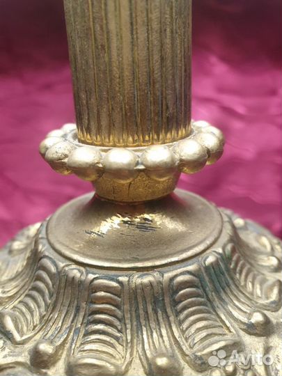 Бронзовая настольная лампа