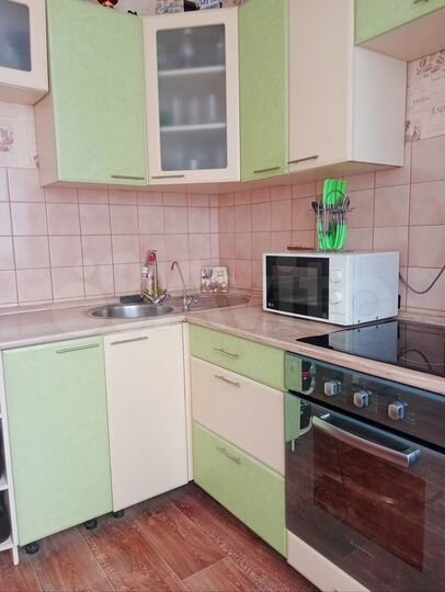 2-к. квартира, 53 м², 3/9 эт.