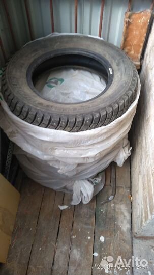 Michelin X-Ice North XIN2 185/70 R14 92T