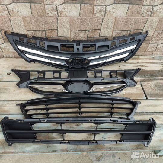 Решетка бампера Hyundai Solaris/Kia Rio