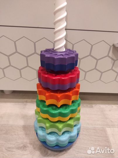 Пирамидка веселые шестеренки