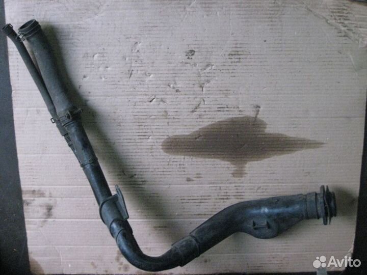 Заливная горловина бензобака Hyundai Getz